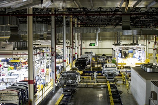 Next for U.S. manufacturing: Increasing pay and benefits flint-factoryjpg-4be987d9d08bdf79