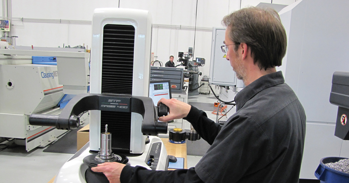 Tool Presetting: In-Machine, Offline or Both? machine_on_floor_near_cell_1200x630