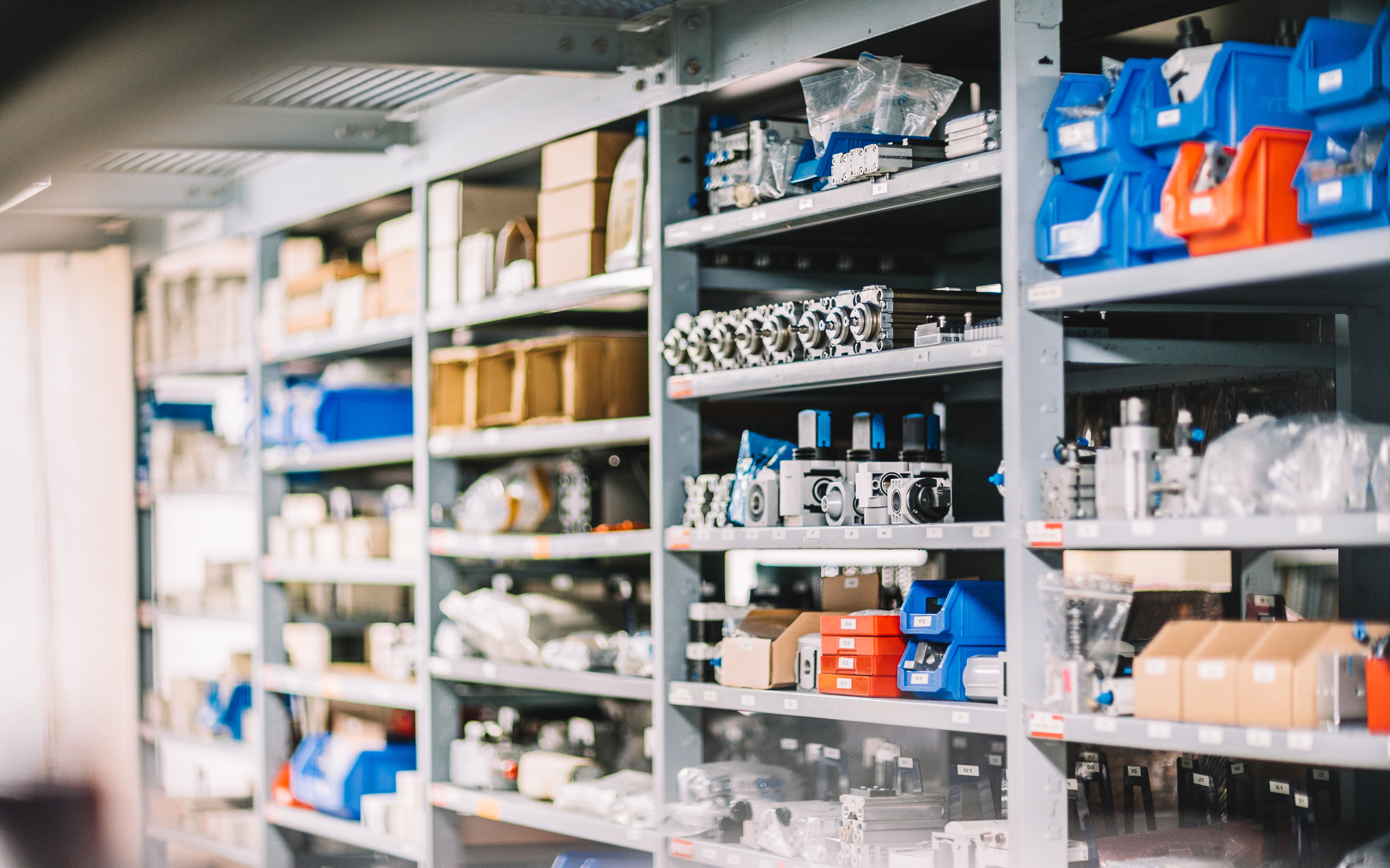 5 Key Tools to Keep Your Machine Shop Organized gb