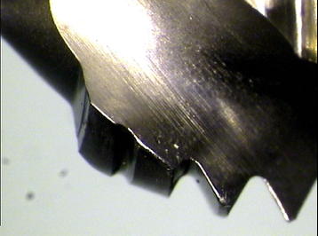 Rounding of the cutting edge