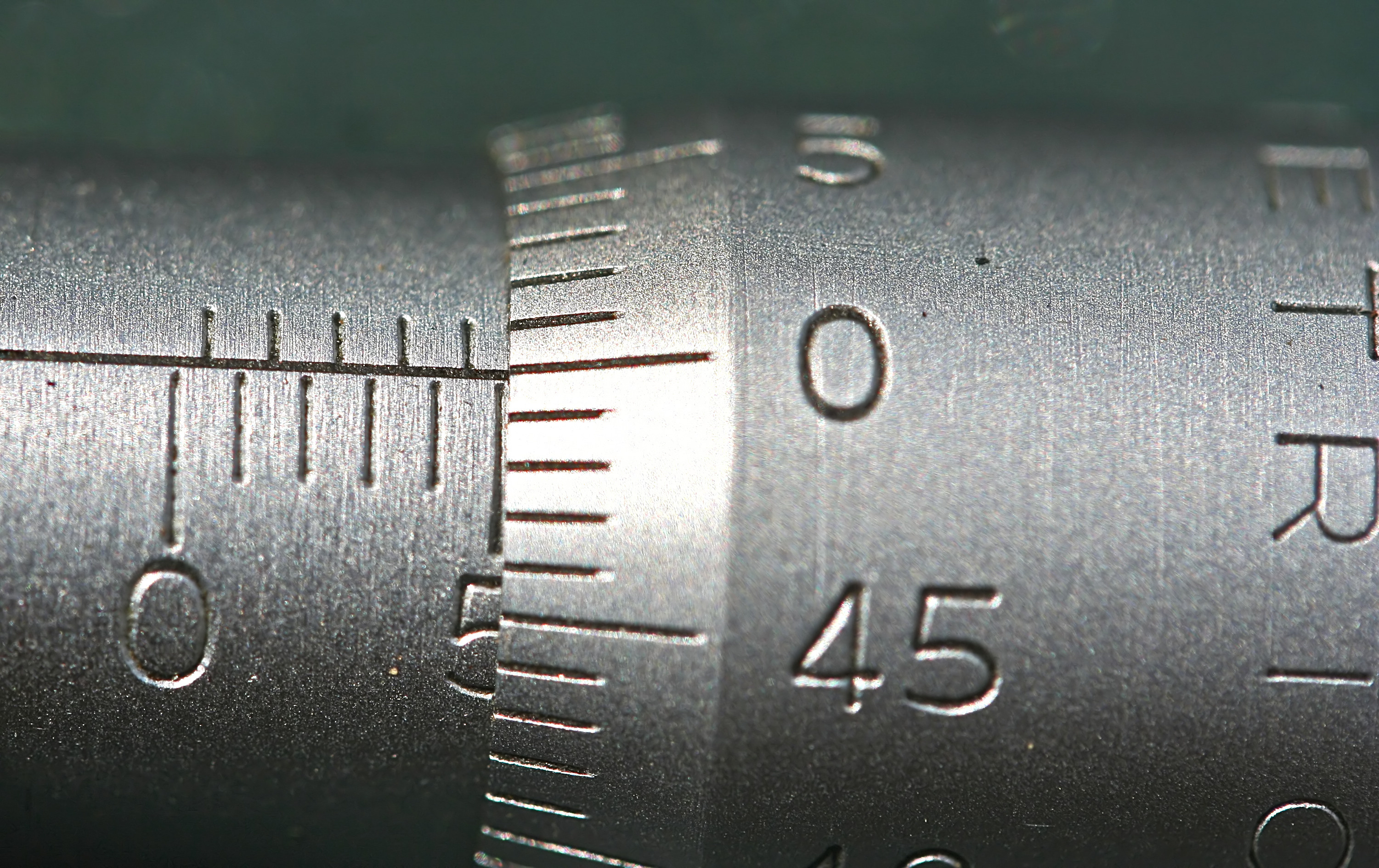What You Need to Know About Depth Micrometers metric micrometer
