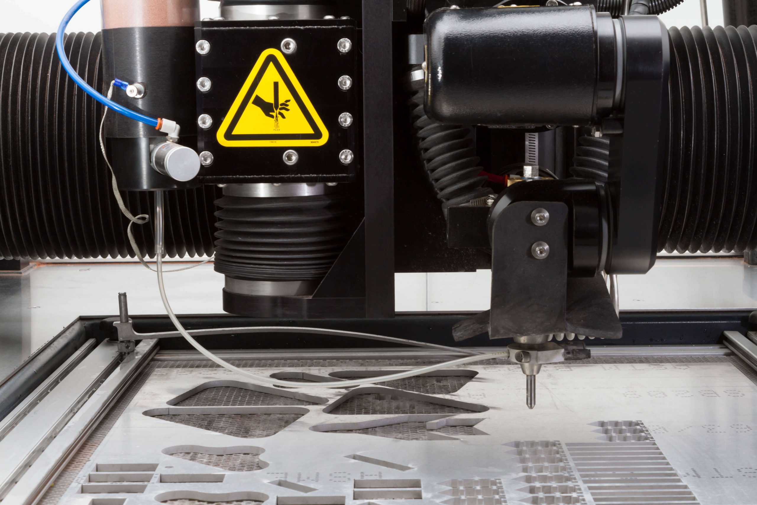 Find Out What Makes OMAX Unique at OMAX’s August Virtual Trade Show MicroMAX Part Cutting