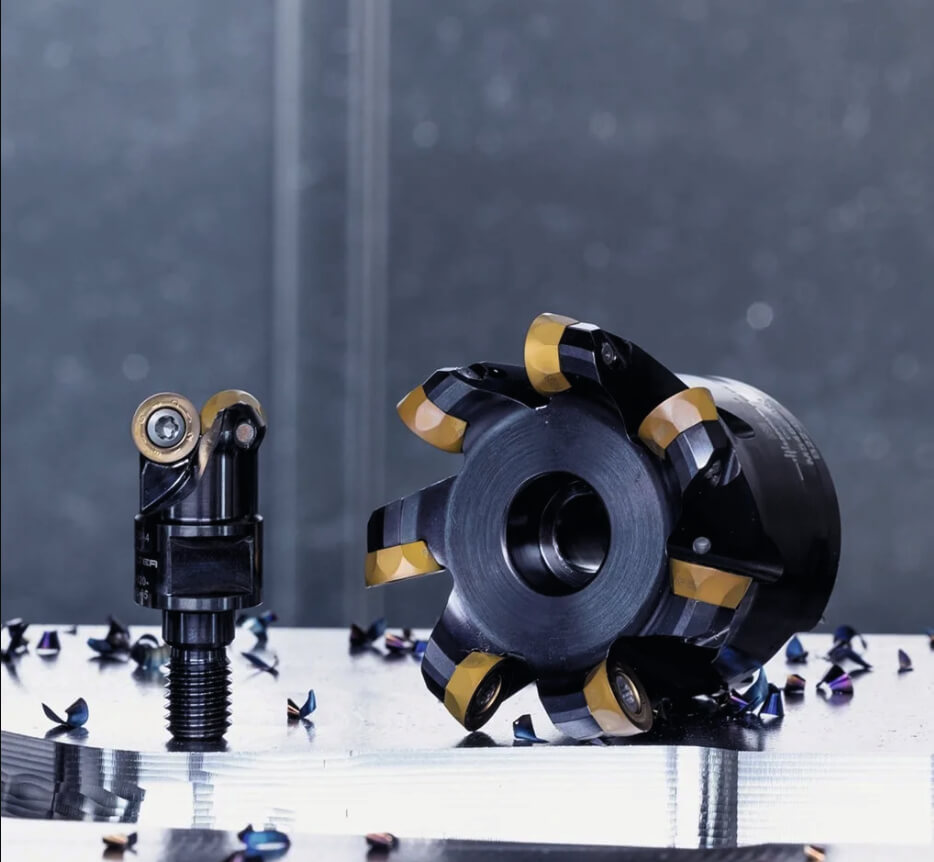 M5468_mit_Spähne (1)