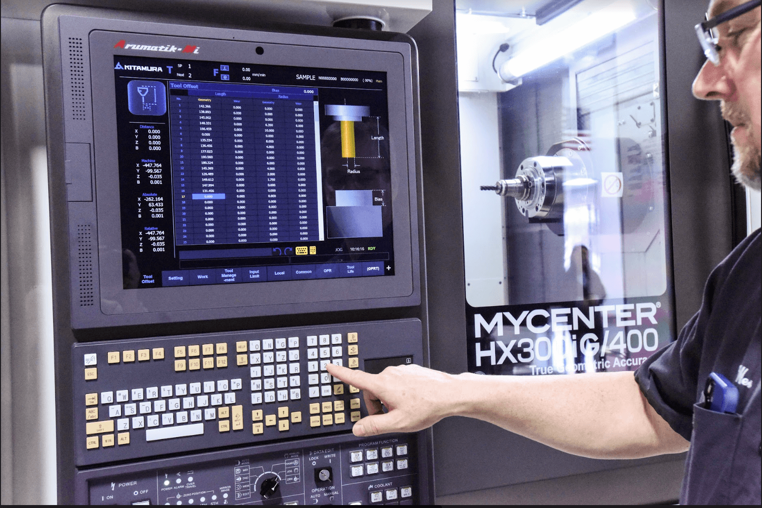 Easy-to-Use CNC Control with Redesigned Graphical Interface Screenshot 2023-06-02 at 9.22.44 AM